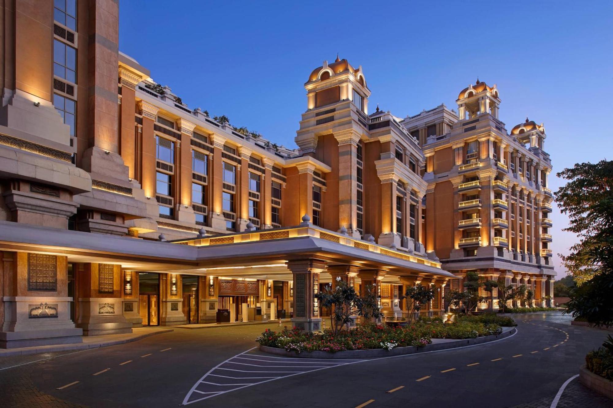 Itc Grand Chola, A Luxury Collection Hotel, Chennai Dış mekan fotoğraf The St. Regis Mumbai