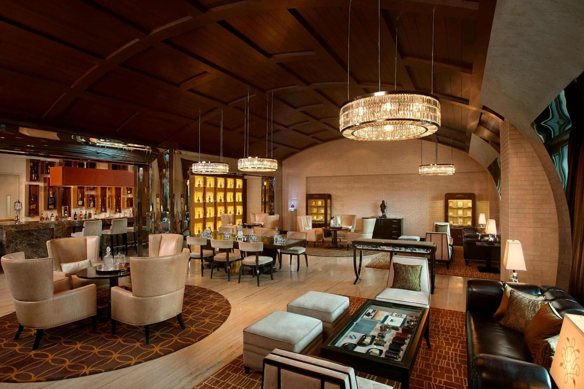 Itc Grand Chola, A Luxury Collection Hotel, Chennai Dış mekan fotoğraf The lobby