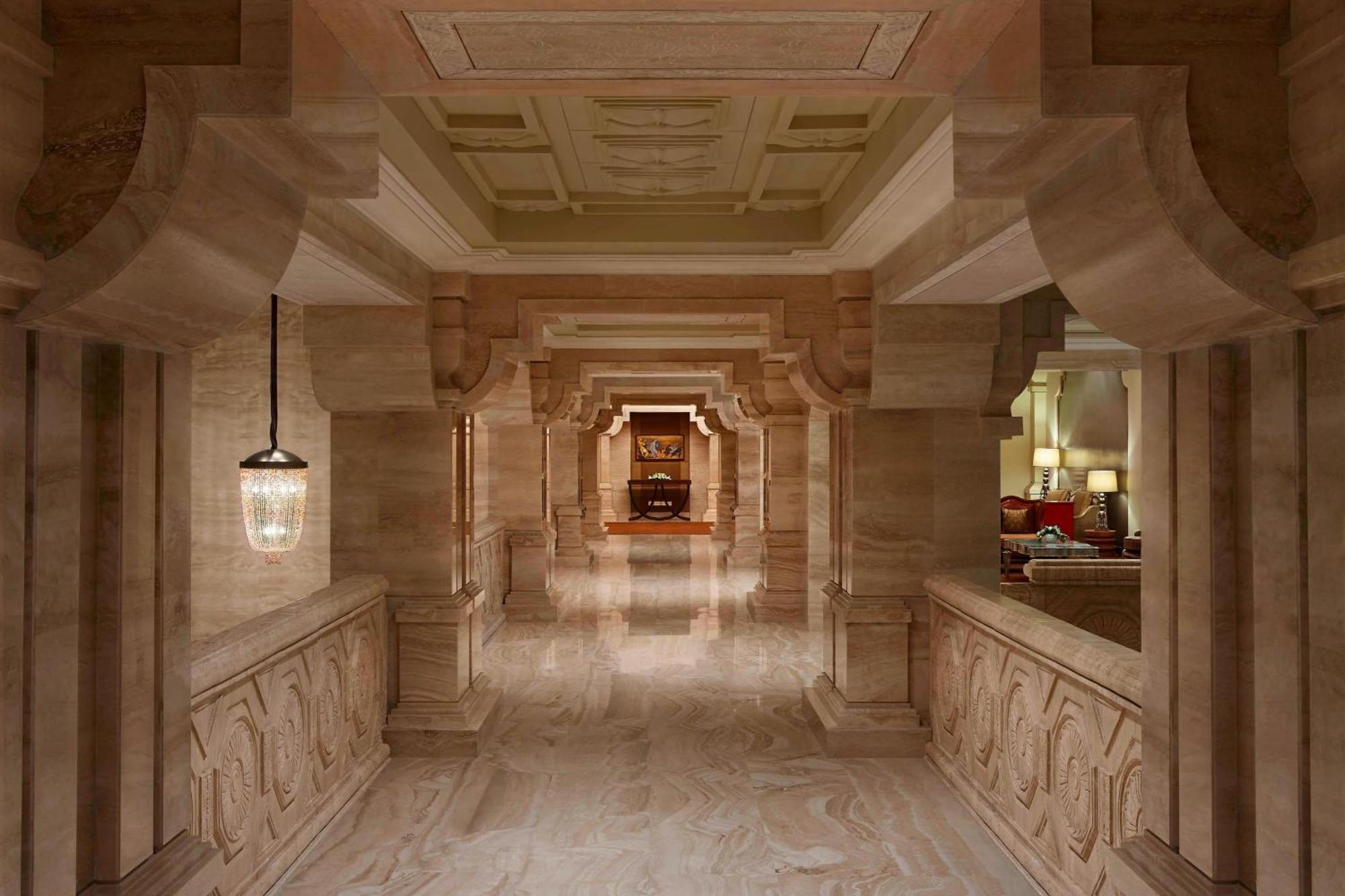Itc Grand Chola, A Luxury Collection Hotel, Chennai Dış mekan fotoğraf Interior of the Taj Mahal Palace