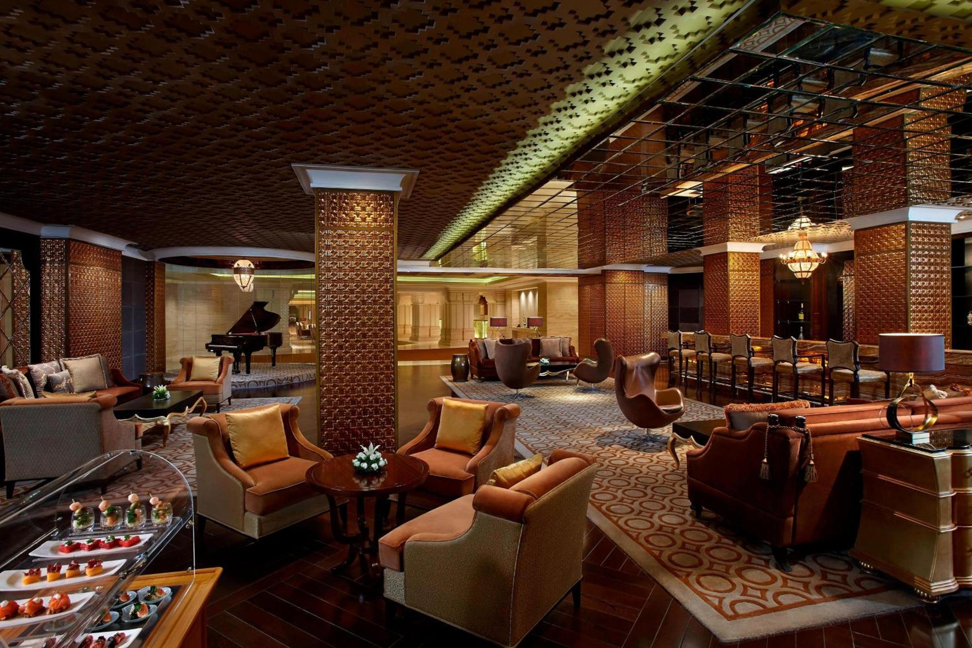 Itc Grand Chola, A Luxury Collection Hotel, Chennai Dış mekan fotoğraf The lobby lounge