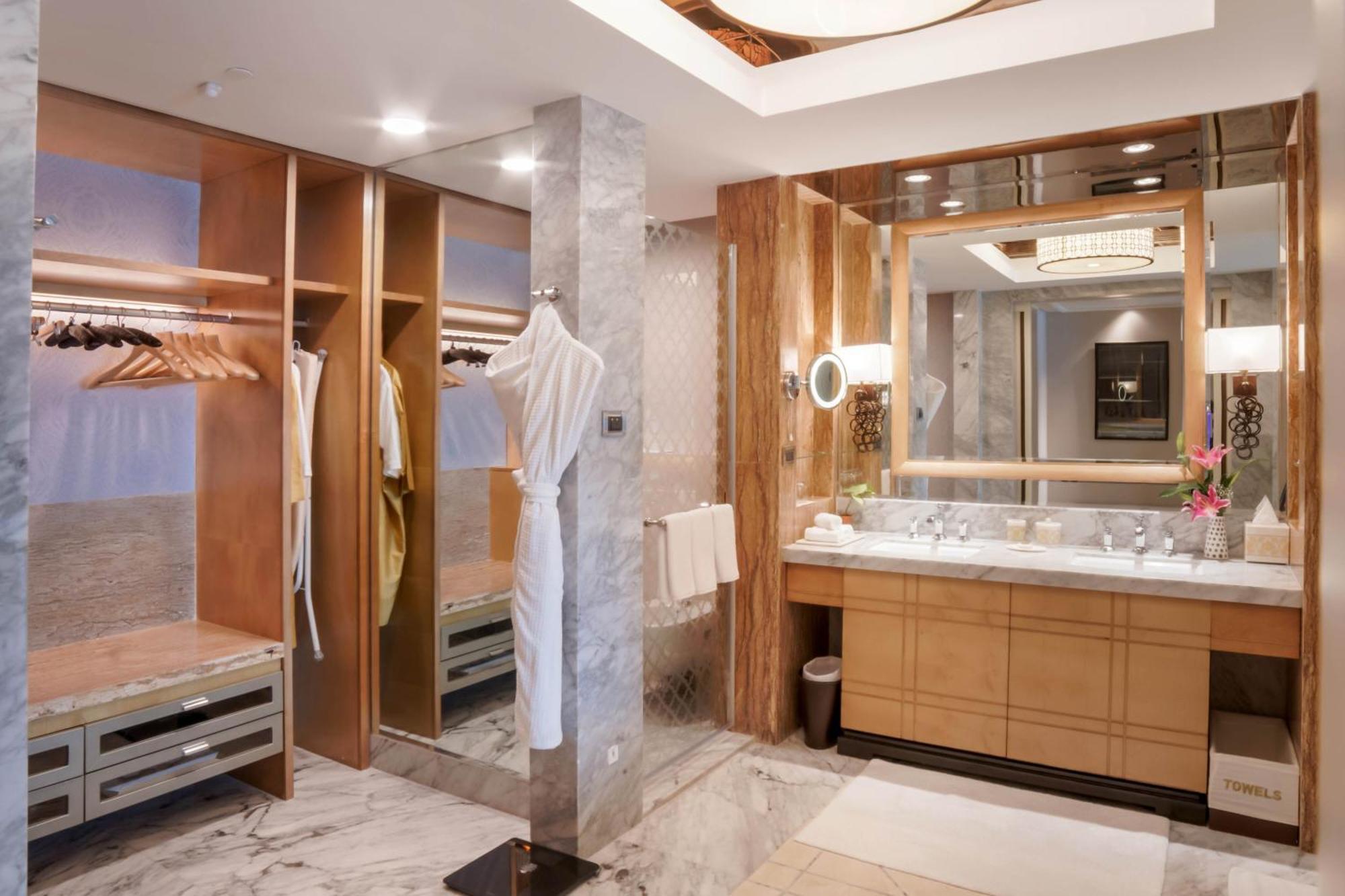 Itc Grand Chola, A Luxury Collection Hotel, Chennai Dış mekan fotoğraf Bathroom